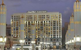 Hotel Anwar Al Madinah Movenpick Medína Exterior photo
