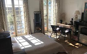 Bed and Breakfast Chambre D'Hote Du Chateau Dourdan Exterior photo