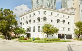 Aparthotel Sonder The Palace Doral Exterior photo