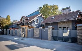 Apartmán Gray Brick House Subotica Exterior photo