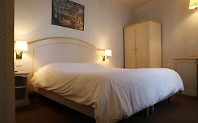 Hotel Acte V Paříž Room photo