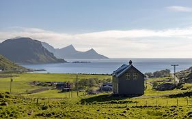 Vila Feriehus Med Flott Havutsikt Ved Hauklandstranden Leknes Exterior photo