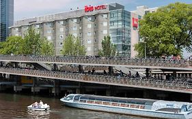 Hotel Ibis Amsterdam Centre Exterior photo