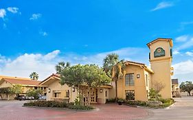 La Quinta Inn By Wyndham San Antonio Market Square Exterior photo