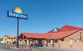 Days Inn By Wyndham Grants Exterior photo