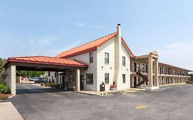 Hotel Super 8 By Wyndham Fredericksburg Exterior photo