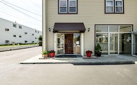 Econo Lodge By Choice - Cape Cod West Yarmouth Exterior photo