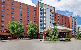 Holiday Inn Windsor - Ambassador Bridge, An Ihg Hotel Exterior photo