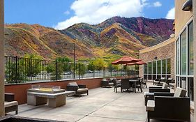 Hotel Courtyard By Marriott Glenwood Springs Exterior photo