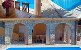 Holiday House With Heated Pool Vugica Polje  Exterior photo