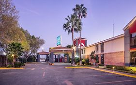 Hotel Four Points By Sheraton Saltillo Exterior photo