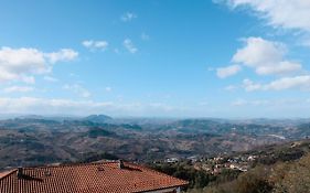 Above The Sky - Flying Apartment San Marino Exterior photo