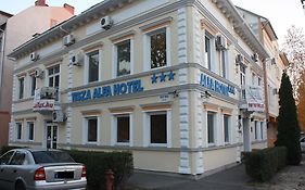 Tisza Alfa Hotel Segedín Exterior photo