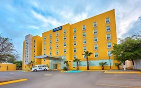 Hotel City Express By Marriott Saltillo Sur Exterior photo