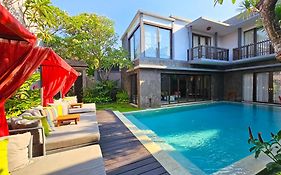 Vila Seminyak Icon - By Karaniya Experience - Chse Certified Exterior photo