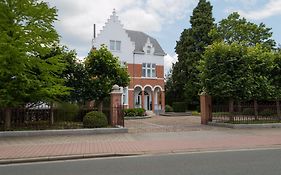 Apartmán Prachtig Herenhuis Uit 1925 Nijlen Exterior photo