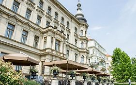 Le Palais Art Hotel Praha Exterior photo