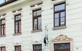 Garni Hotel Virgo Bratislava Exterior photo