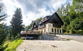 Hotel Svycarska Bouda Špindlerŭv Mlýn Exterior photo