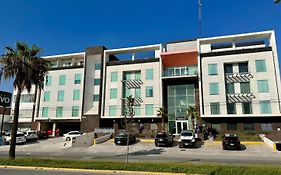 Hotel Nuvo Saltillo Exterior photo