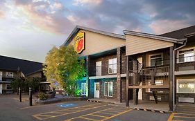 Motel Super 8 By Wyndham Fort Mcmurray Exterior photo