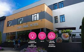 City Park Hotel By Chm Bila Cerkva Exterior photo