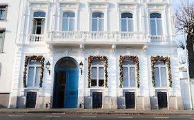 Golden Tree Hotel Bruggy Exterior photo