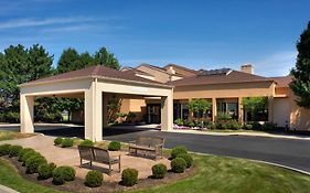 Hotel Courtyard Toledo Airport Holland Exterior photo