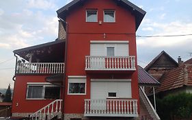 Apartment Red House Visoko Exterior photo