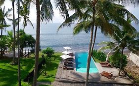 Hotel Seraya Shores Bali Exterior photo