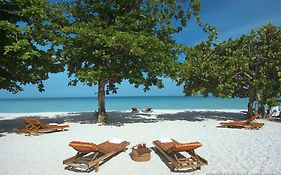 Hotel Grand Pineapple Beach Negril Exterior photo