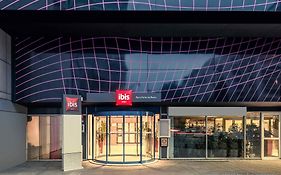 Hotel Ibis Paris Porte De Bercy Charenton-le-Pont Exterior photo