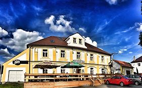 Hotel Pod Kokšínem Spálené Poříčí Exterior photo