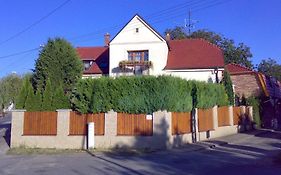 Hotel Penzion Cihelna Brno Exterior photo