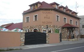 Hotel Penzion No. 1 Olomouc Exterior photo