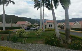 Vila Caymanas Estate House Portmore Exterior photo