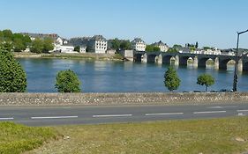 Sohotel Saumur Exterior photo