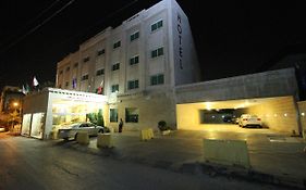 Al Thuraya Hotel Ammán Exterior photo