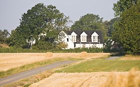 Bed and Breakfast Quistgaarden Bed & Breakfast Spjellerup Exterior photo