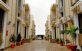 Zifan Hotel&Suites Karáčí Exterior photo