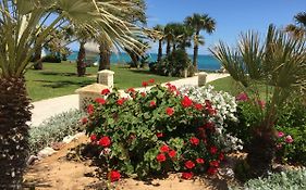 La Mer Carrement A Vos Pieds Hammamet Exterior photo