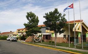 Hotel Punta La Cueva Cienfuegos Exterior photo