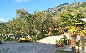 Hotel Aquacamp Brenzone sul Garda Exterior photo