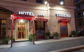 Hotel Tirreno Janov Exterior photo