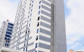 Hotel Intercity Manaus Exterior photo