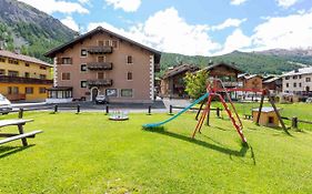 Residence Adele Livigno Exterior photo