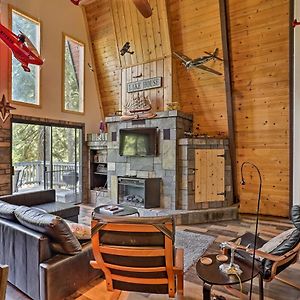 Vila Chester Cabin With Hot Tub - Walk To Lake And Golfing! Exterior photo