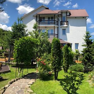 Hotel Smerekovyi Dvir Ždenijevo Exterior photo