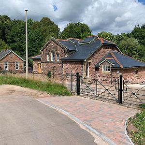 Apartmán Pumping Station Holidays Cinderford Exterior photo