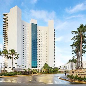 Hotel The Tsubaki Tower Tumon Exterior photo